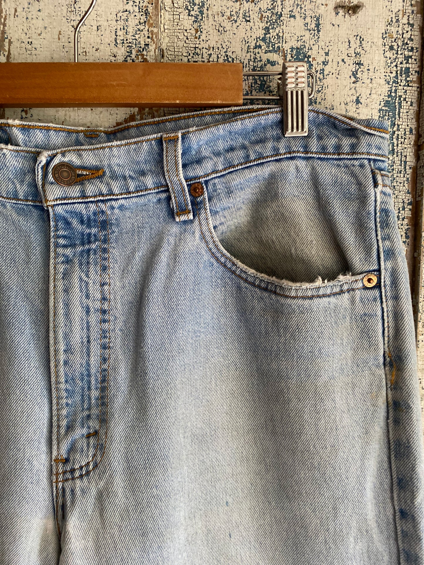 1990s Light Wash Levis | 36