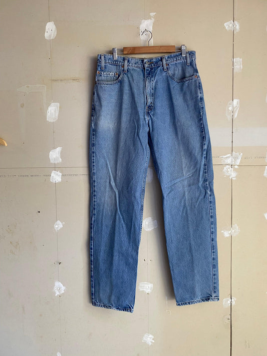 1990s Levis Light Wash Denim | 36