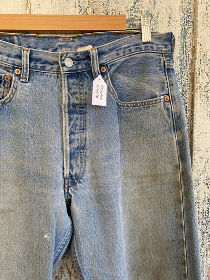 1990s Light Wash 501 Levi's | 32