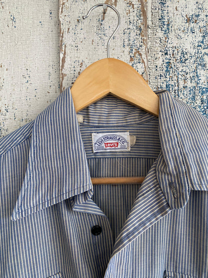 1980s Pin Striped Levi's Shirt | L