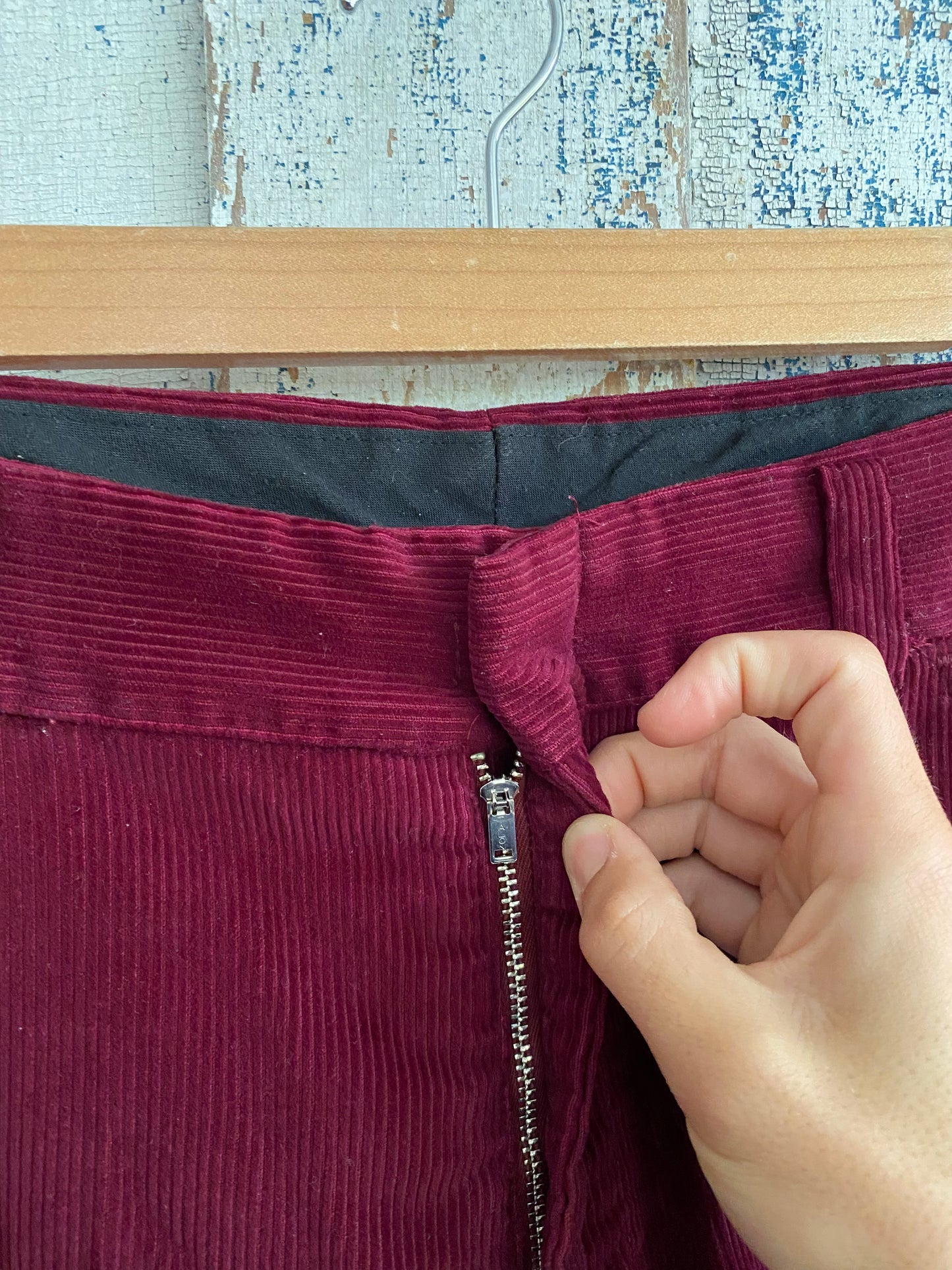 1970s Flared Corduroy Pants | 36