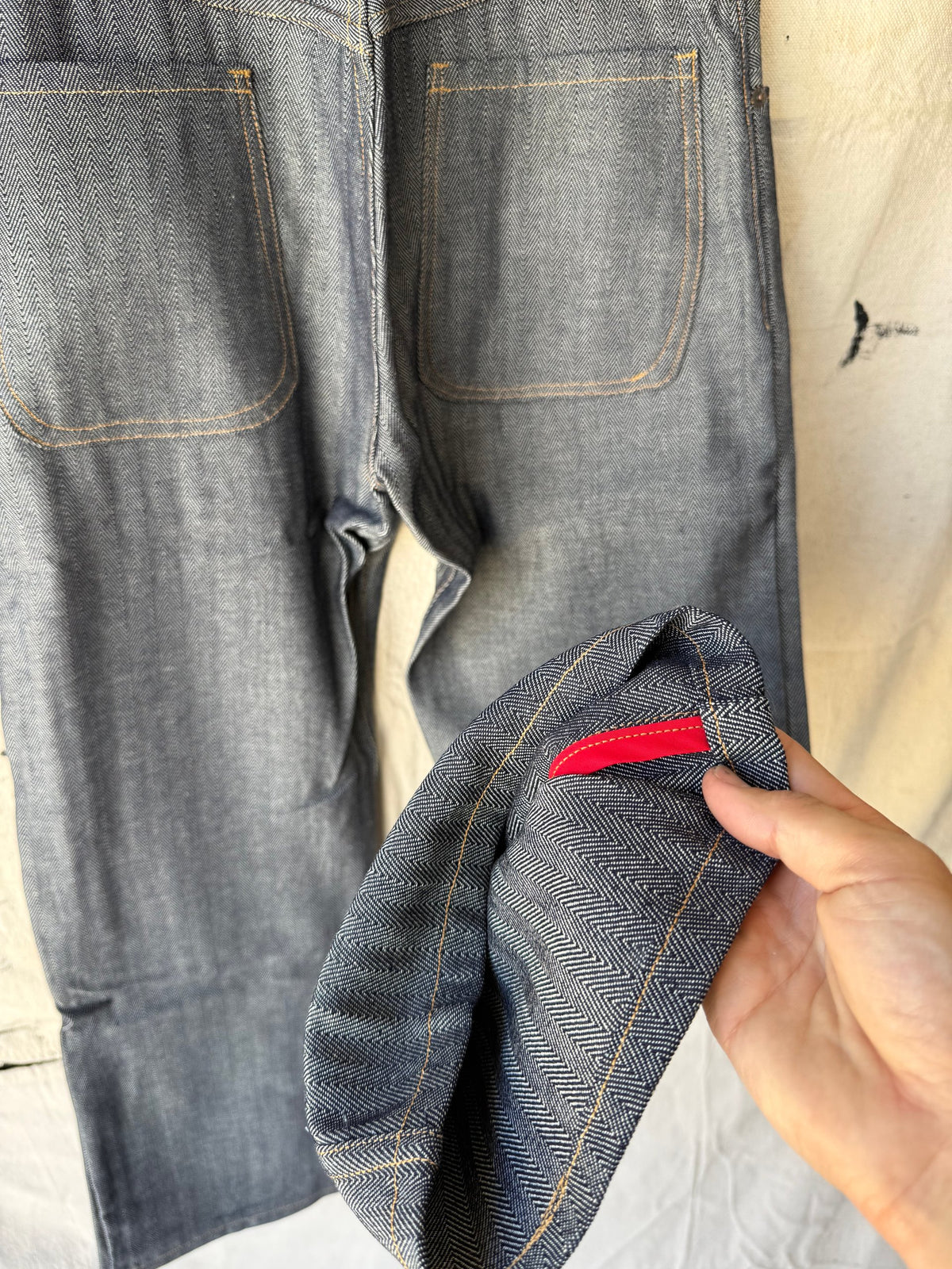 Sample - Boot Cuts | 32