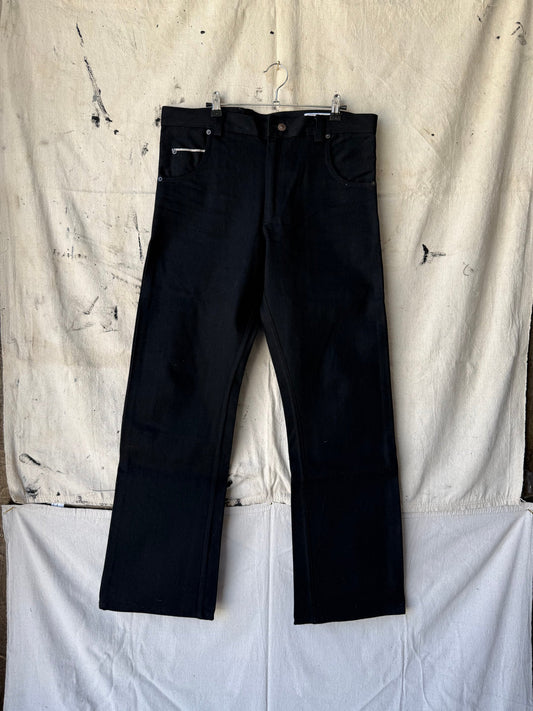 Sample - Boot Cuts | 32
