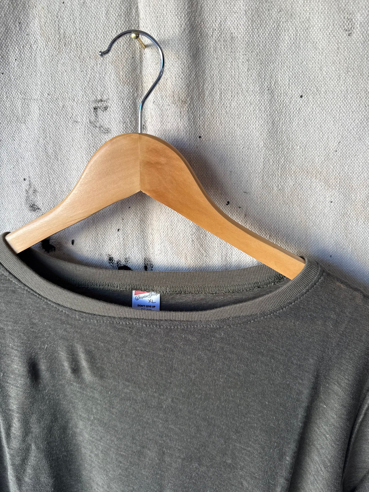 Sample - Her Submarine Tee | XL