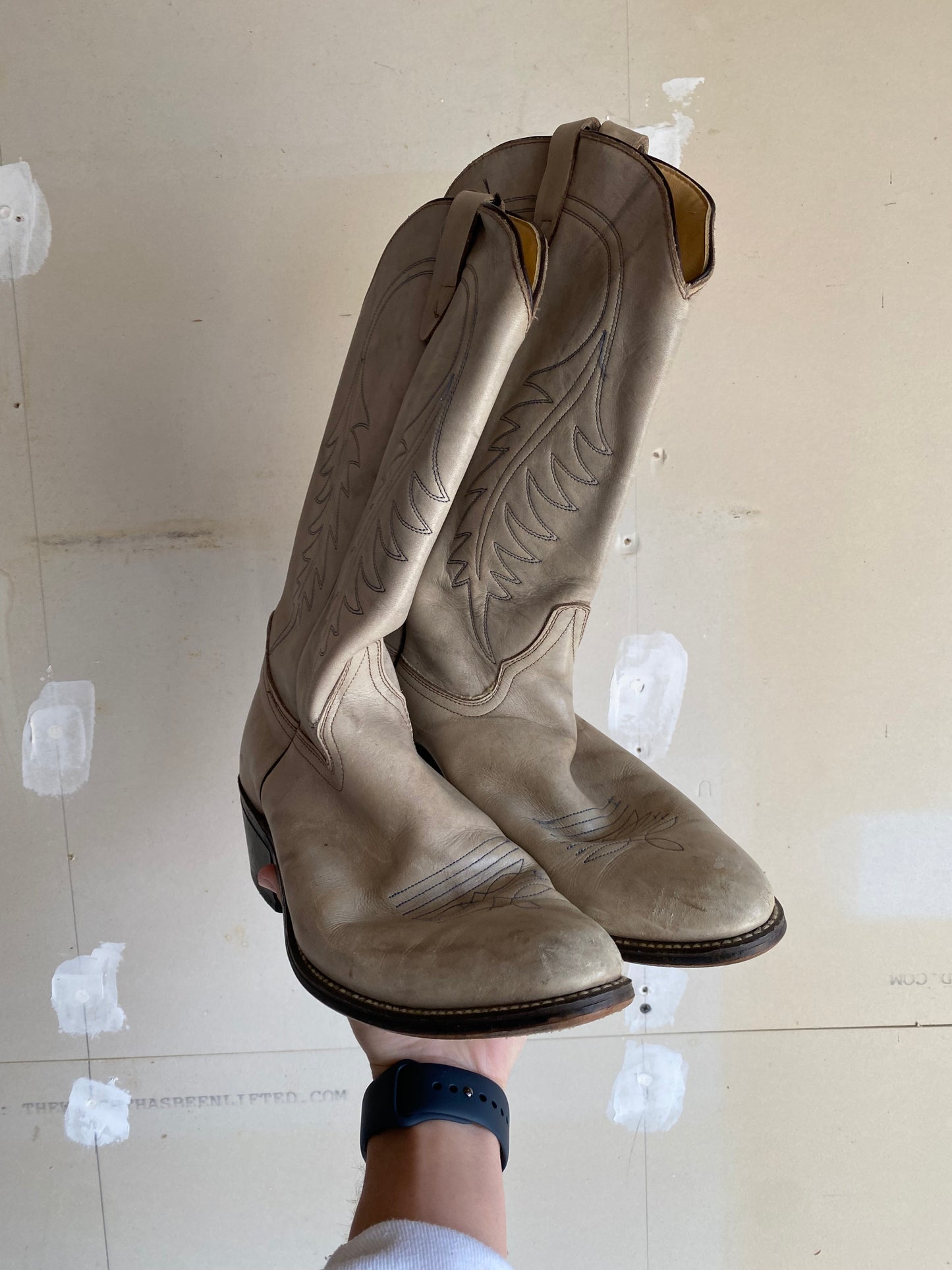 1980s White Leather Cowboy Boots | 10.5