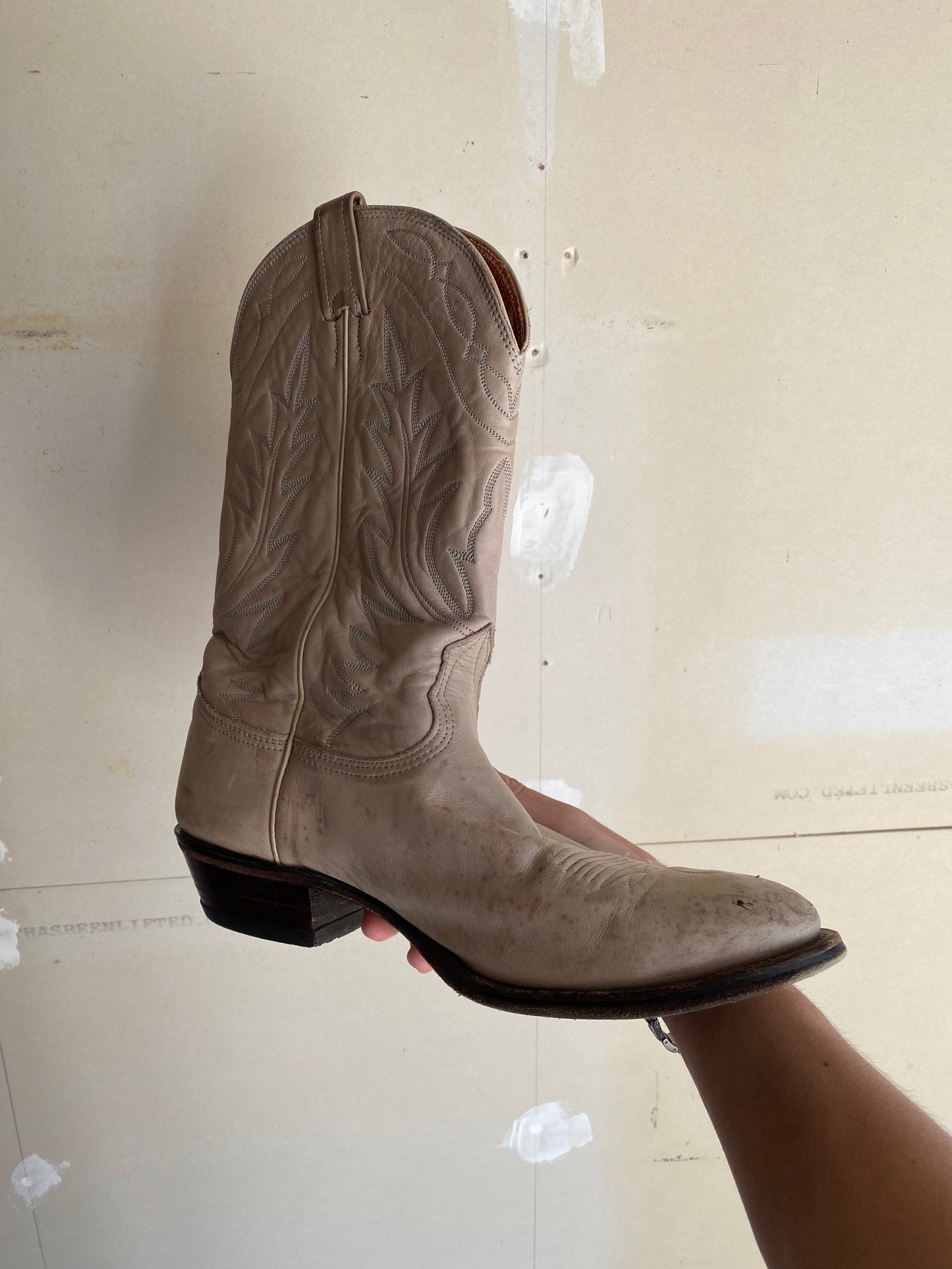 1980s White Leather Cowboy Boots | 11
