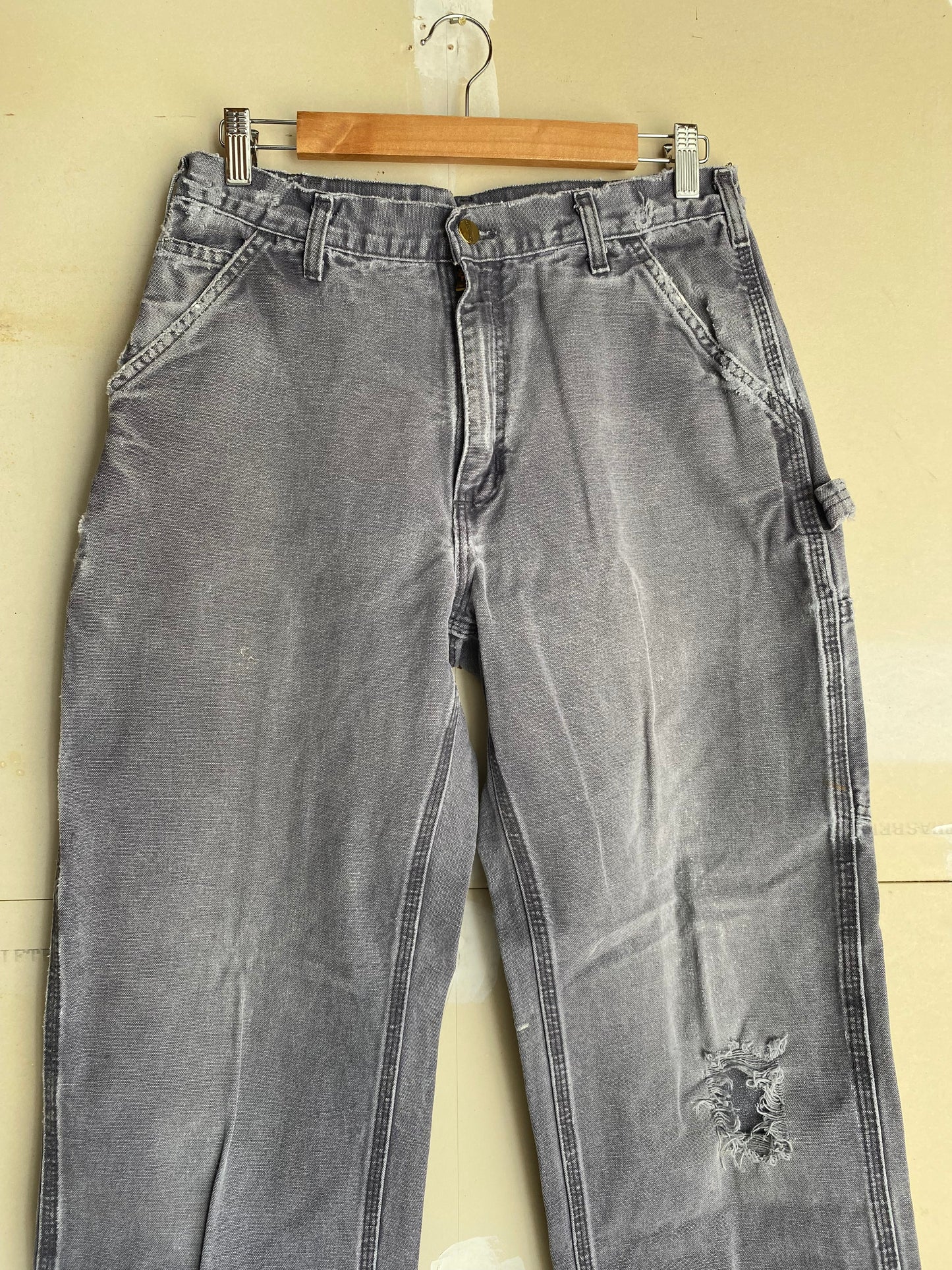 1990d Faded and Distressed Carhartts | 32