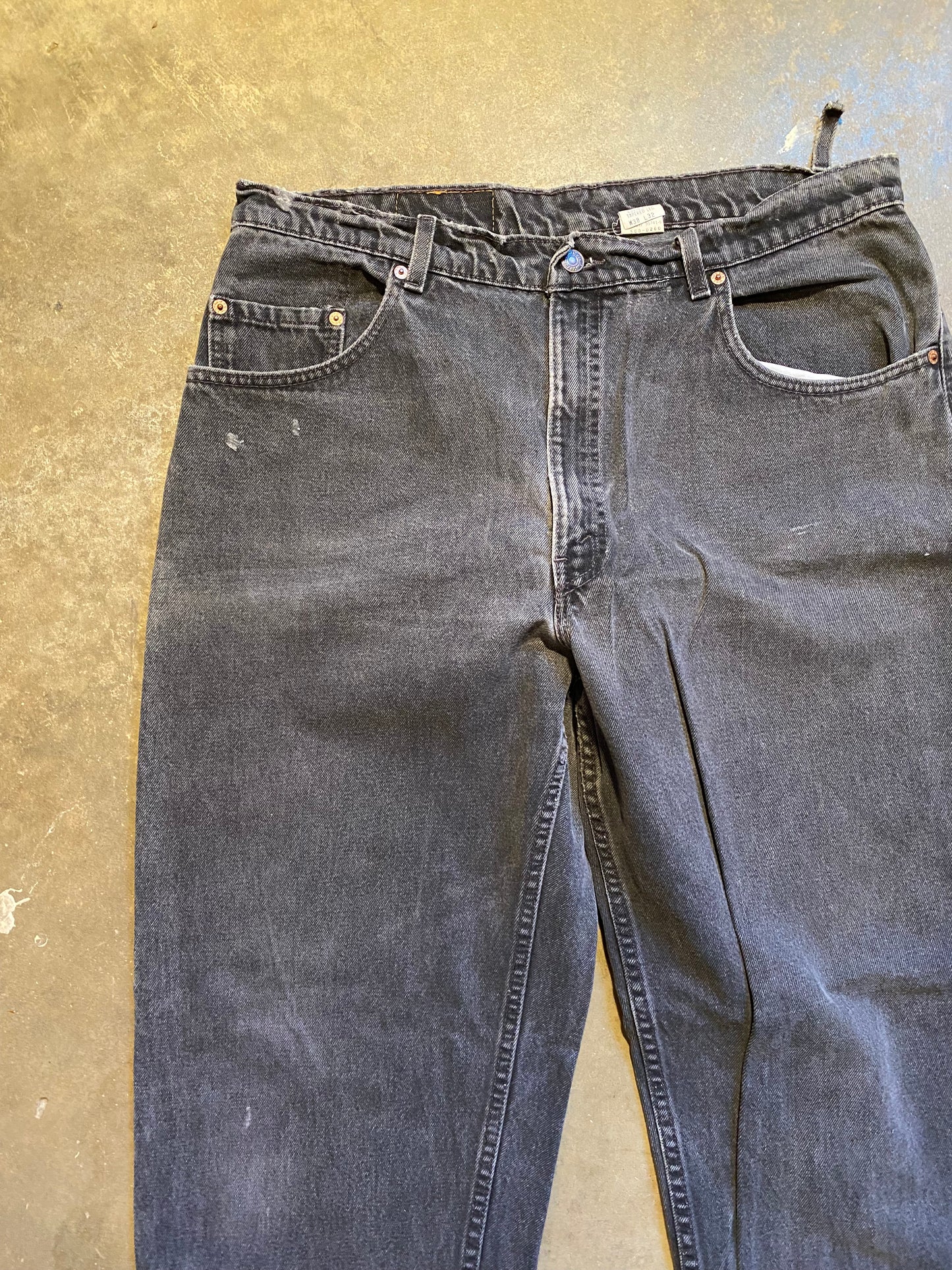 Vintage 90S Faded Levis | 38